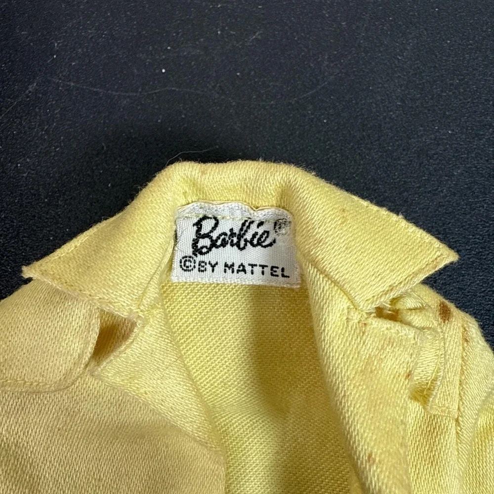 Vintage Skipper Barbie 1965 #1916 Rain or Shine Yellow Trench Coat Only READ‎